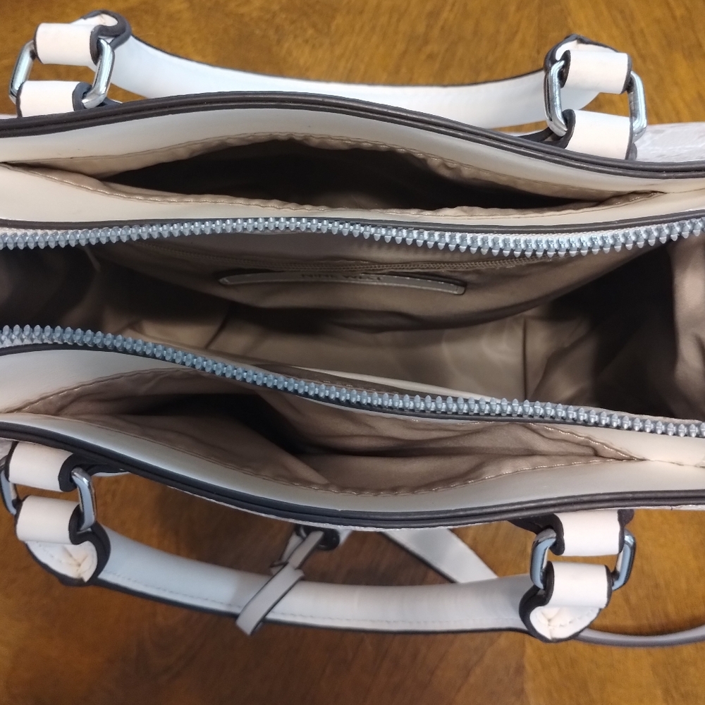 Nine West Chelsey Satchel Beige Pink Floral  Handle Adjustable Shoulder Strap - Picture 6 of 11